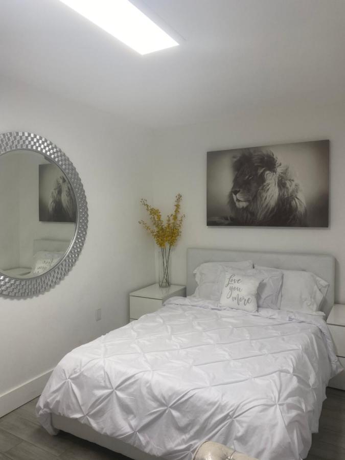 Modern & New,Excellent Location Miami Apartment Exterior foto